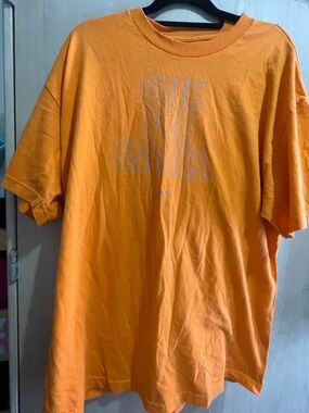 Nike Orange Short-Sleeve 'Geek for Sneaks' Graphic Tee
